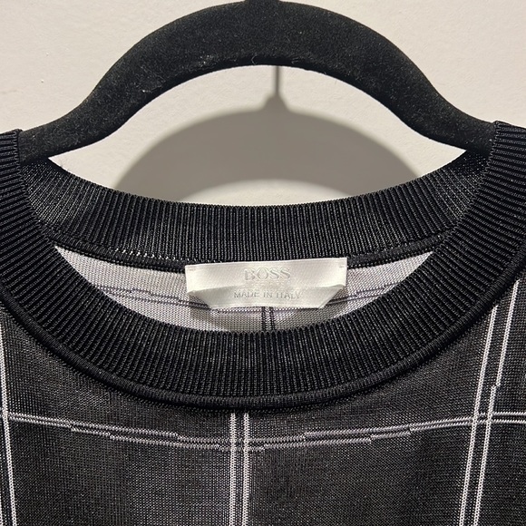 Hugo Boss Top - Picture 5 of 8